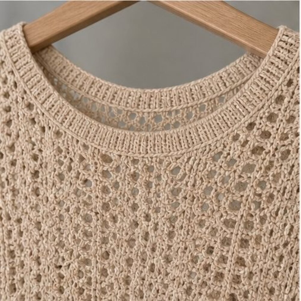 Olive Ruffle Blouse - Picture 4 of 6